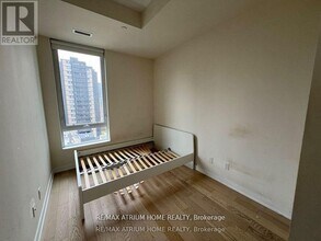 17 Dundonald St in Toronto, ON - Building Photo - Building Photo