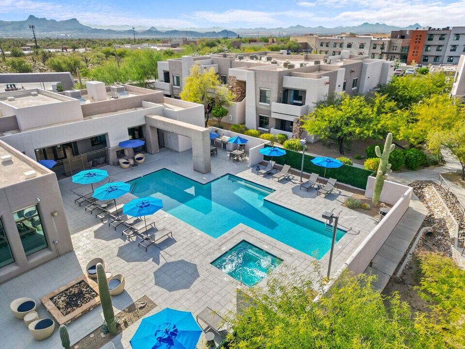 Legacy Apartments at Dove Mountain in Marana, AZ - Foto de edificio
