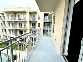 3120 Smith St in Houston, TX - Building Photo - Building Photo