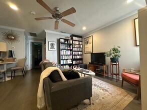 763 S 15th St, Unit 3 in Philadelphia, PA - Foto de edificio - Building Photo
