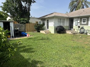 727 S M St in Lake Worth, FL - Building Photo - Building Photo