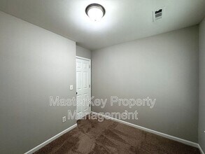 144 Darley Dale Loop in Apex, NC - Building Photo - Building Photo