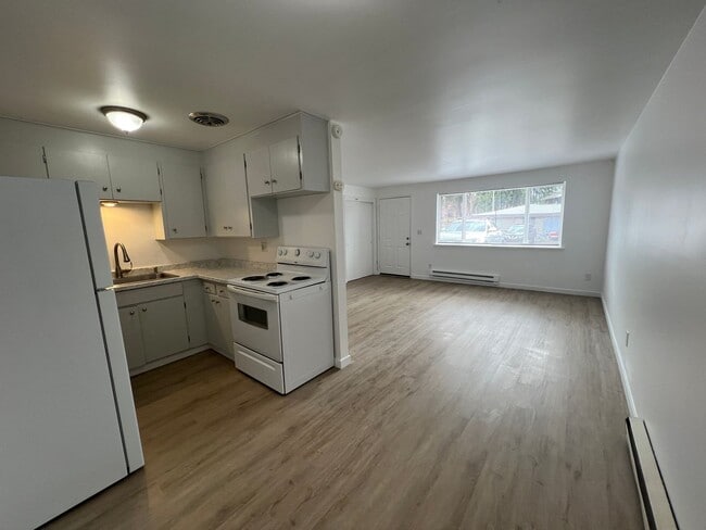 3101 NE 16th St