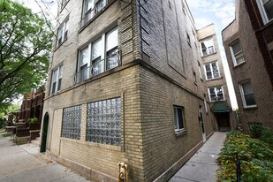 4248 N Damen Ave in Chicago, IL - Building Photo