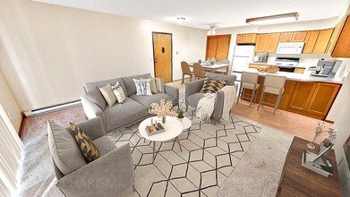 Briarwood Apartments in Brandon, SD - Building Photo - Building Photo