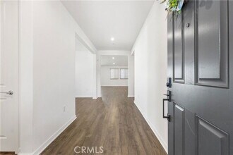 41846 Quartz Hill Rd in Quartz Hill, CA - Building Photo - Building Photo