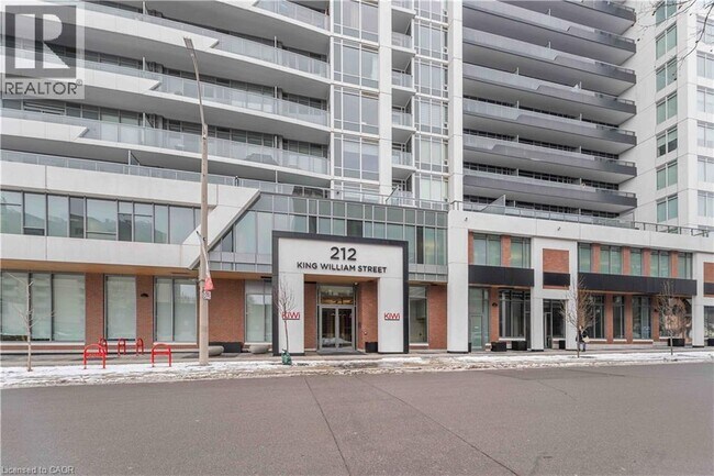 212 King William St in Hamilton, ON - Building Photo - Building Photo