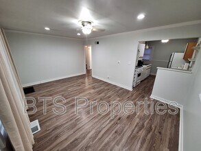 921 W Purtscher Dr in Peoria, IL - Building Photo - Building Photo