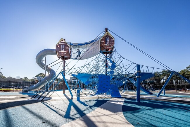 property at 2019 Lake Creek Dr