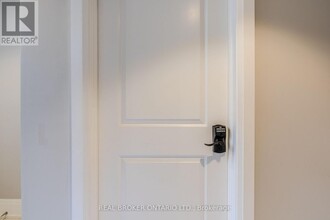 45 Clifton Ave in Toronto, ON - Building Photo - Building Photo