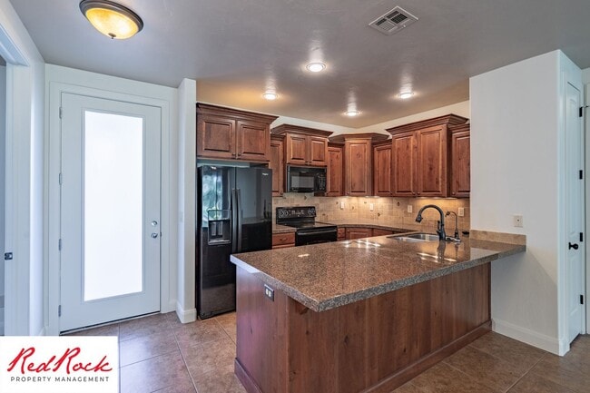 225 N Country Ln in Saint George, UT - Building Photo - Building Photo