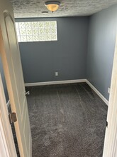 730 N Ridge Rd E, Unit 730 Unit D in Lorain, OH - Building Photo - Building Photo