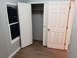 253 Oak St, Unit 1 in Binghamton, NY - Foto de edificio - Building Photo