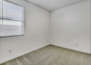 15756 W Superior Ave in Goodyear, AZ - Building Photo - Building Photo