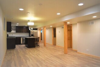 338 S Oak Park Ave in Oak Park, IL - Building Photo - Building Photo