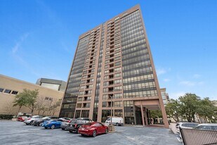5150 Hidalgo St in Houston, TX - Building Photo