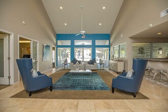 Wind Tree in El Paso, TX - Foto de edificio - Building Photo