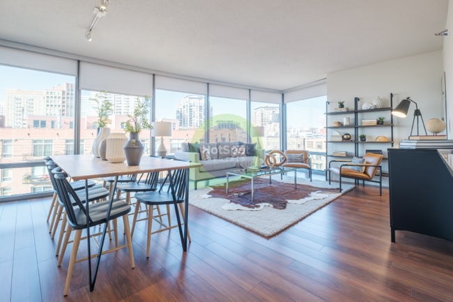 property at 507 N Kingsbury St