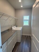 4260 Vulcan Creek Dr, Unit 308 in Loveland, CO - Foto de edificio - Building Photo