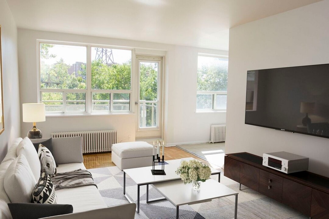 Biggin Court Apartments in Toronto, ON - Building Photo