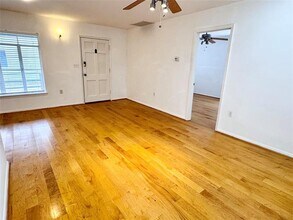 6126 Tremont St in Dallas, TX - Building Photo - Building Photo