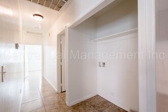 703 N St in Bakersfield, CA - Building Photo - Building Photo