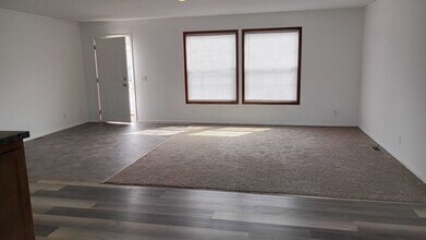 49 Meggan Dr in Hastings, MN - Building Photo - Building Photo
