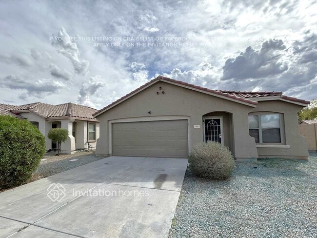 property at 2443 W Mobile Ln