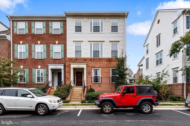 property at 710 Norfolk Ln