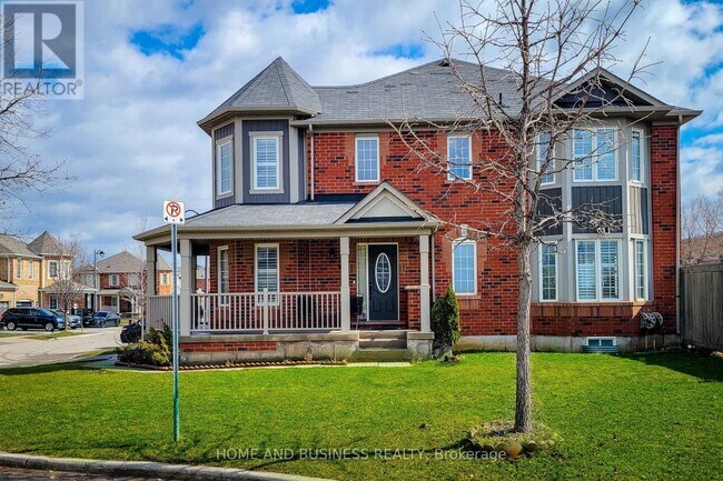 355 Chuchmach Cl in Milton, ON - Building Photo - Building Photo