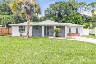 3132 Java Plum Ave in Sarasota, FL - Building Photo