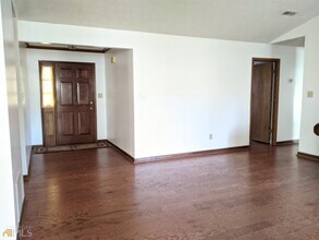 137 Hilo Rd in Fayetteville, GA - Building Photo - Building Photo