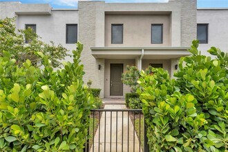 425 NW 17th St in Fort Lauderdale, FL - Foto de edificio - Building Photo