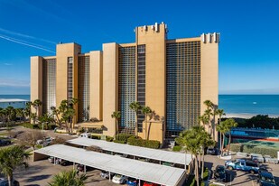 900 Gulf Blvd in Indian Rocks Beach, FL - Building Photo