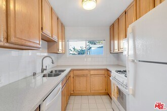 2033 Euclid St in Santa Monica, CA - Building Photo - Building Photo