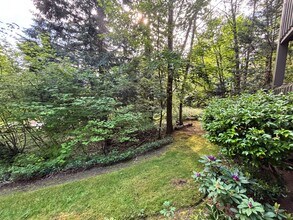 7 Walking Woods Dr in Lake Oswego, OR - Building Photo - Building Photo