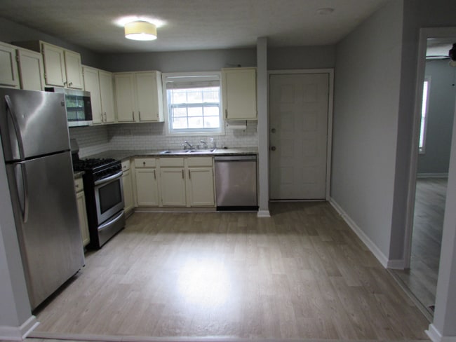 property at 3948 Henry Ct