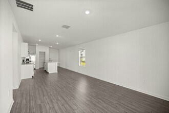 3155 NE 38th St in Ocala, FL - Building Photo - Building Photo