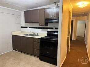 317 Strickland St in Hinesville, GA - Building Photo - Building Photo