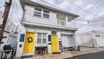 117 Newport Ct in Ventnor City, NJ - Building Photo