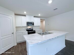 870 Morgans Treasure Rd in St. Augustine, FL - Foto de edificio - Building Photo