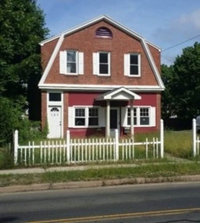 property at 452-454 Thompson Ave