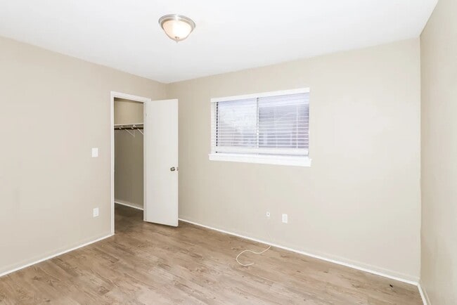 717 Academy Ln in Deer Park, TX - Building Photo - Building Photo
