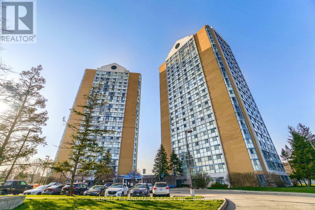 35-1235 Trailwood Dr in Mississauga, ON - Building Photo