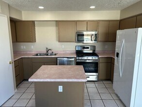 6609 Saint Josephs Ave NW in Albuquerque, NM - Building Photo - Building Photo