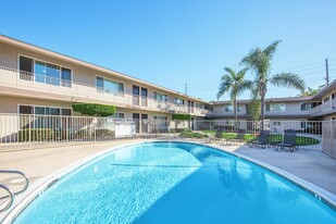 Playa Mediterranean Apartment Homes