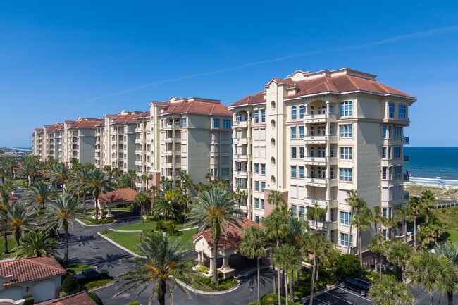 Carlton Dunes Condominiums in Fernandina Beach, FL - Building Photo - Building Photo