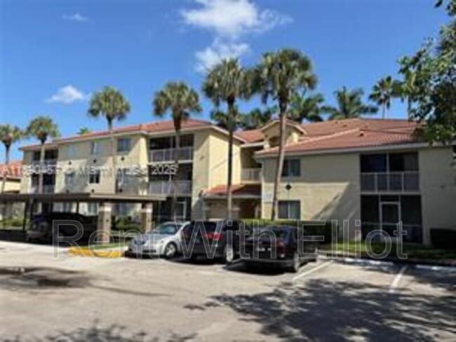 470 S Park Rd in Hollywood, FL - Foto de edificio - Building Photo