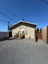 509 N Cle Elum St-Unit -2 in Ellensburg, WA - Building Photo - Building Photo