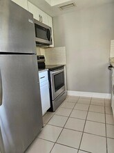 600 N Grove St in Eustis, FL - Foto de edificio - Building Photo